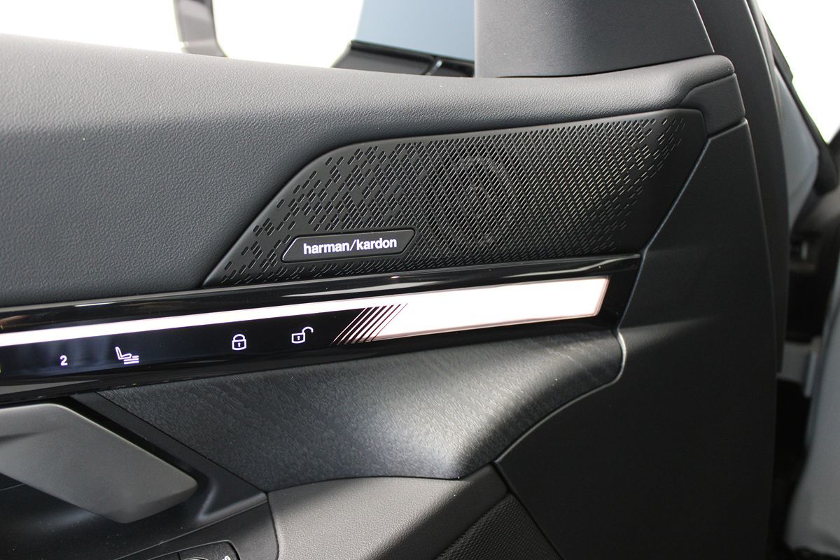 2025 Bmw i5 eDrive40 photo 16