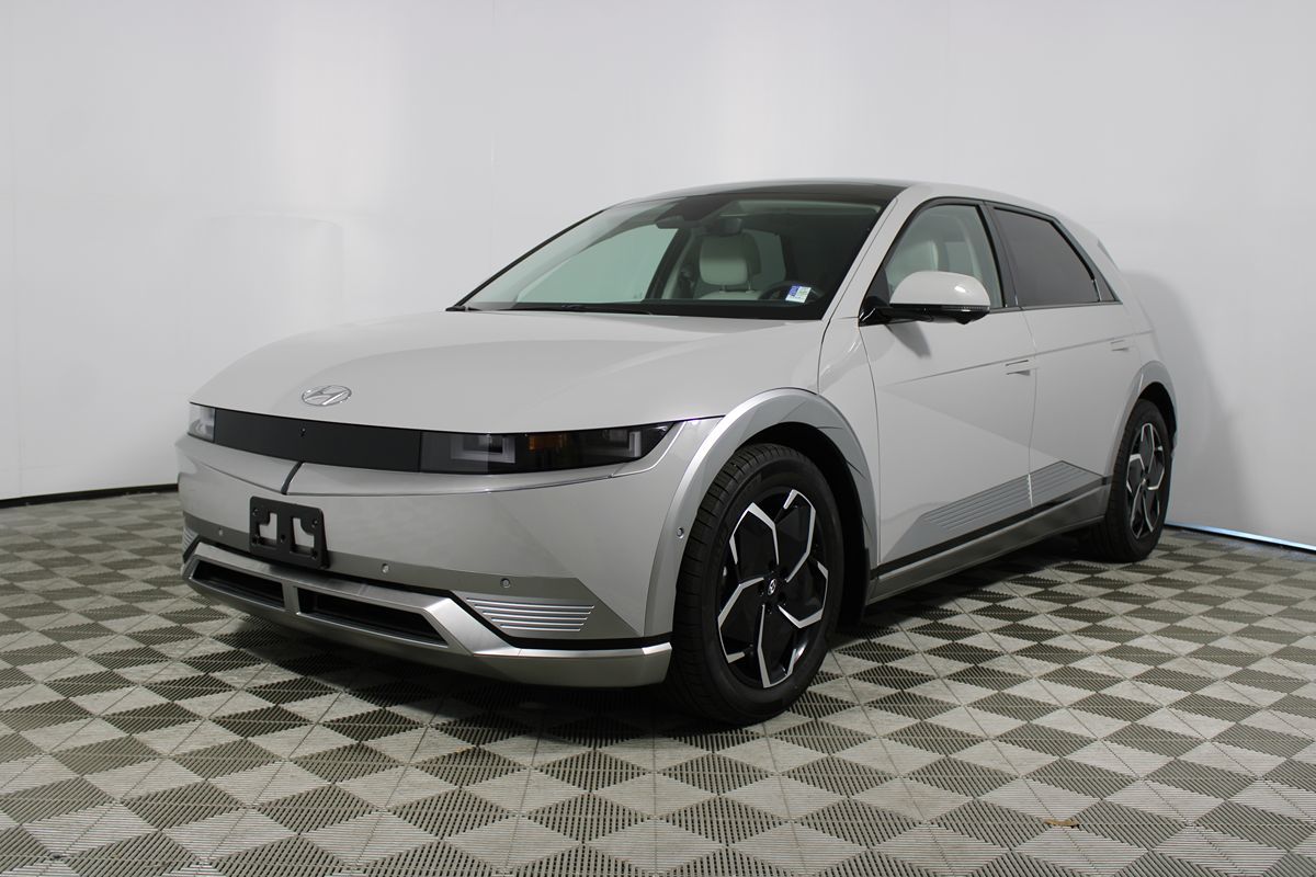 2023 Hyundai Ioniq 5 Limited photo 3