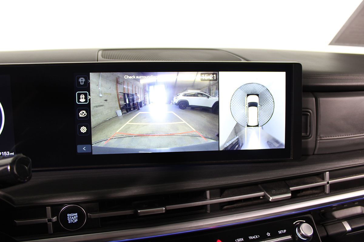 2024 Hyundai Santa Fe Limited photo 17