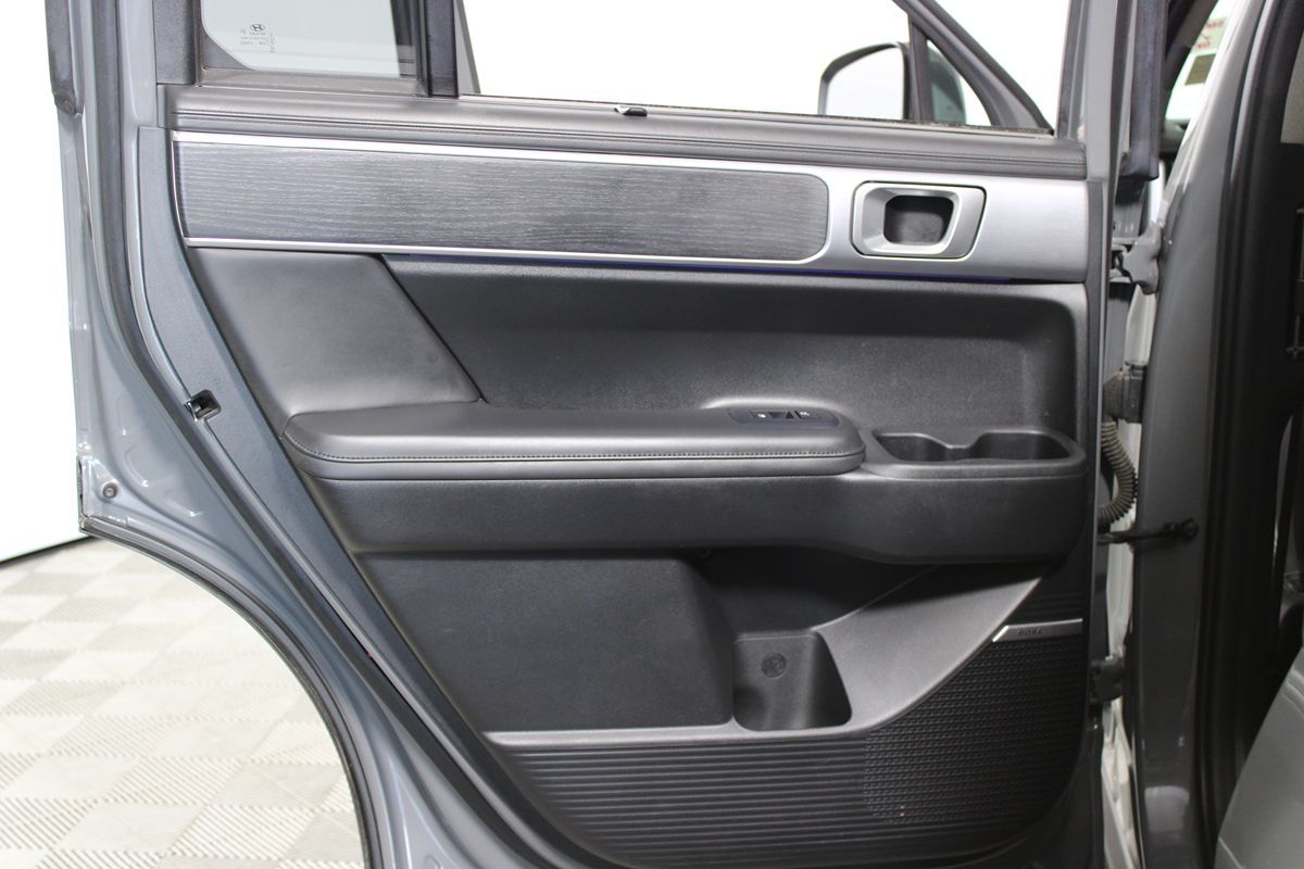 2024 Hyundai Santa Fe Limited photo 37