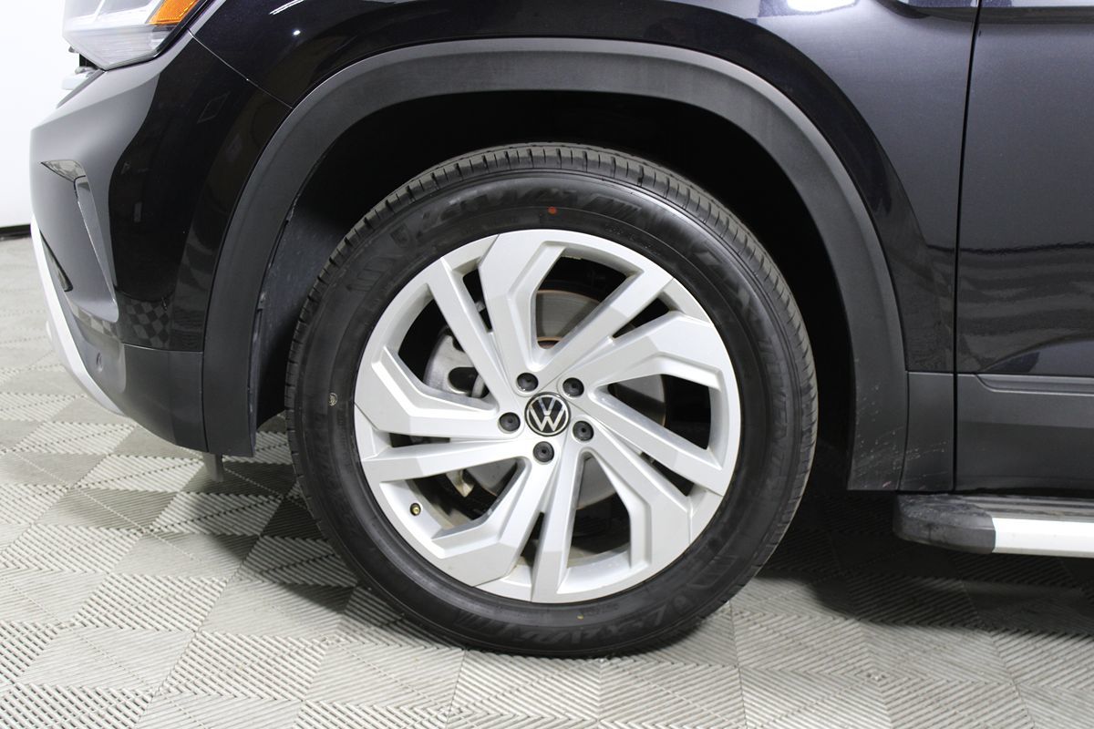 2023 Volkswagen Atlas V6 SE Technology photo 4