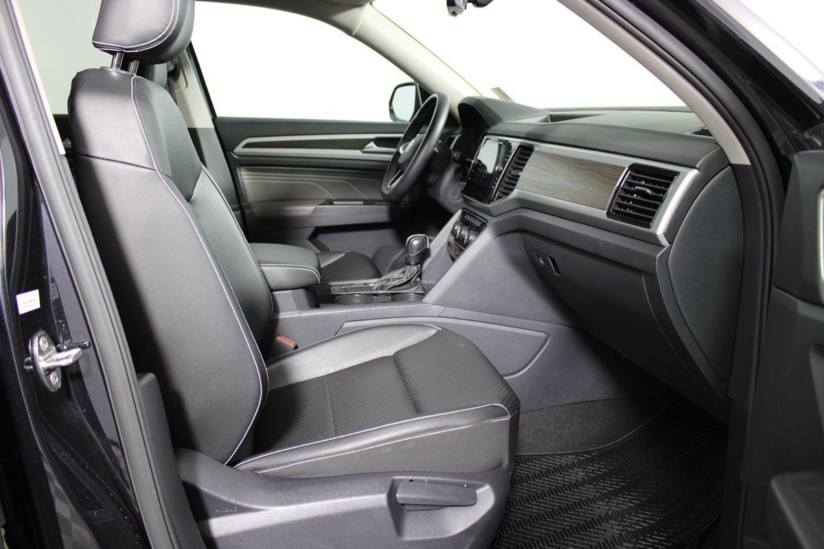 2023 Volkswagen Atlas V6 SE Technology photo 17