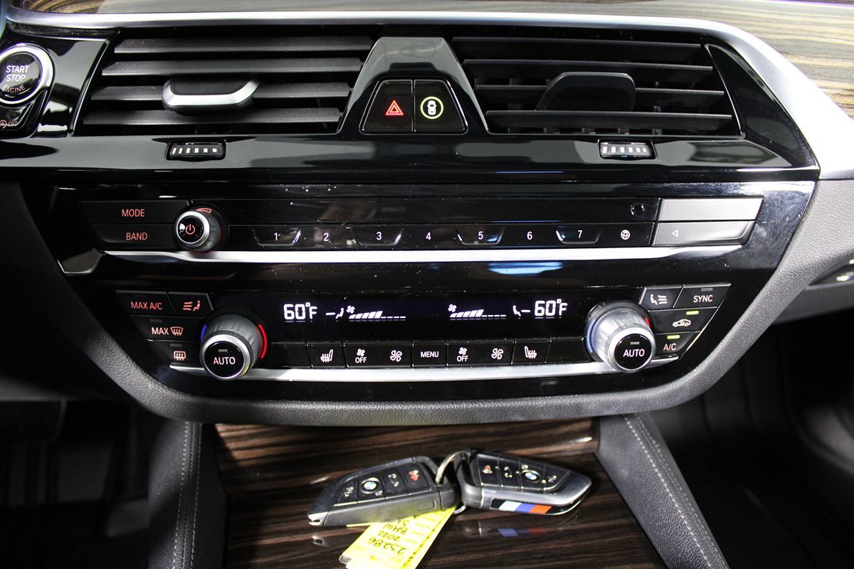 2022 Bmw 530i photo 12