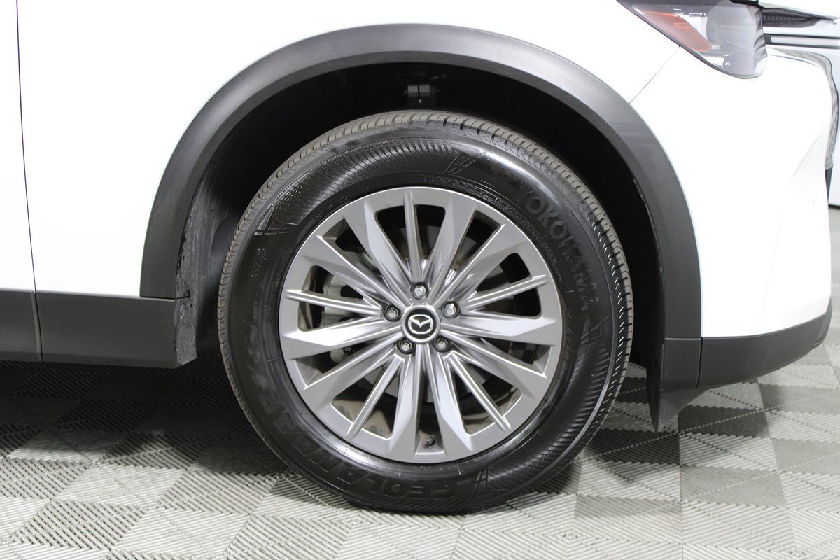 2025 Mazda CX-90 Preferred photo 17