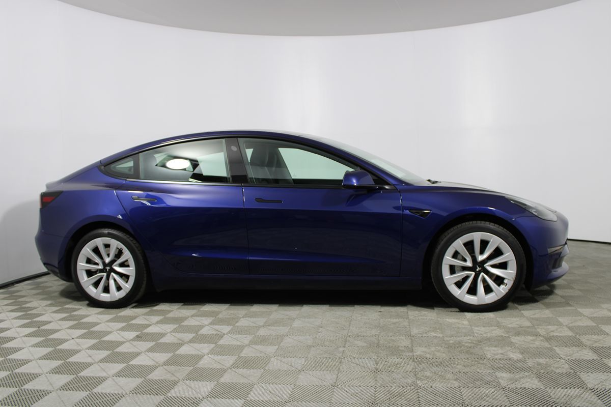 2021 Tesla Model 3 Long Range photo 11
