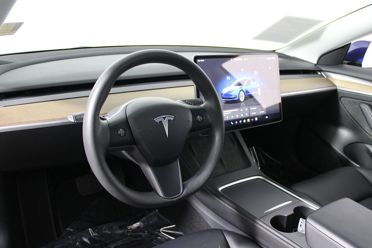 2021 Tesla Model 3 Long Range photo 18