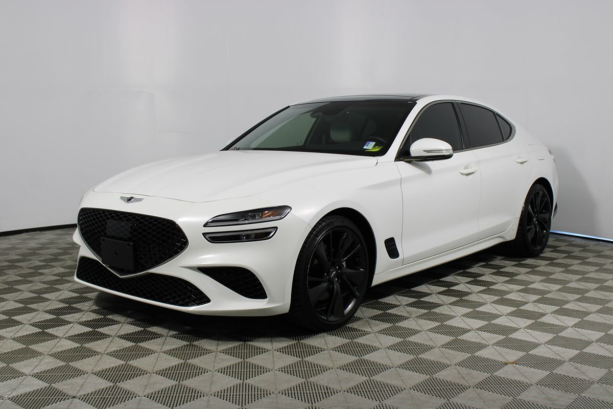 2023 Genesis G70 2.0T Sport Prestige photo 3
