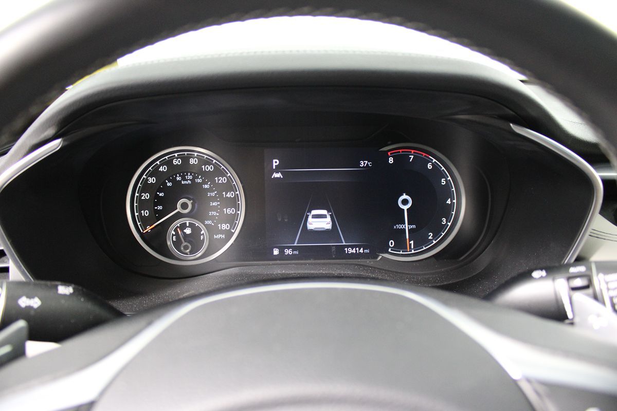 2023 Genesis G70 2.0T Sport Prestige photo 6