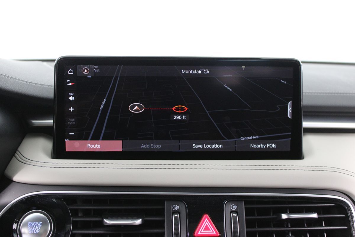 2023 Genesis G70 2.0T Sport Prestige photo 7