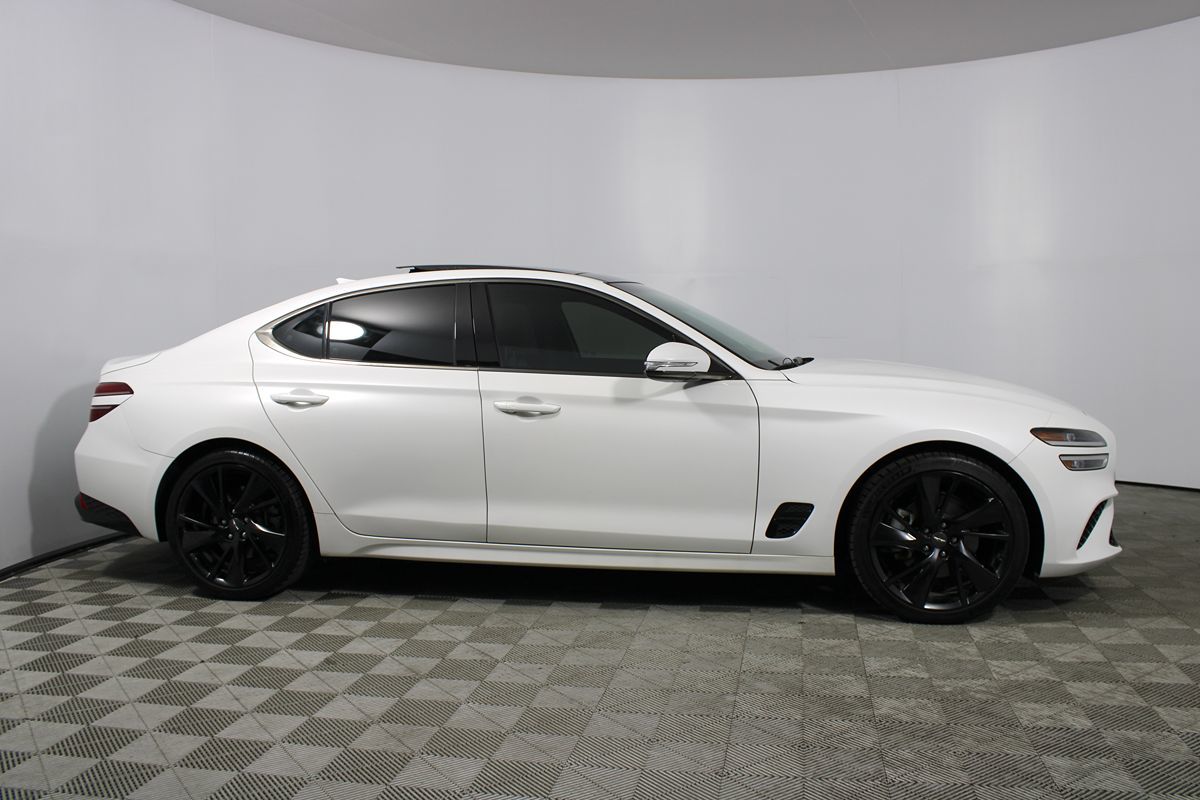 2023 Genesis G70 2.0T Sport Prestige photo 16