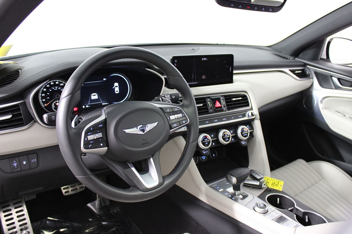2023 Genesis G70 2.0T Sport Prestige photo 25