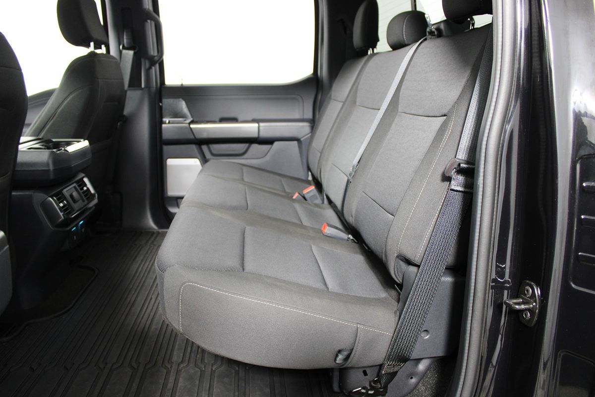 2022 Ford F-150 XLT photo 25