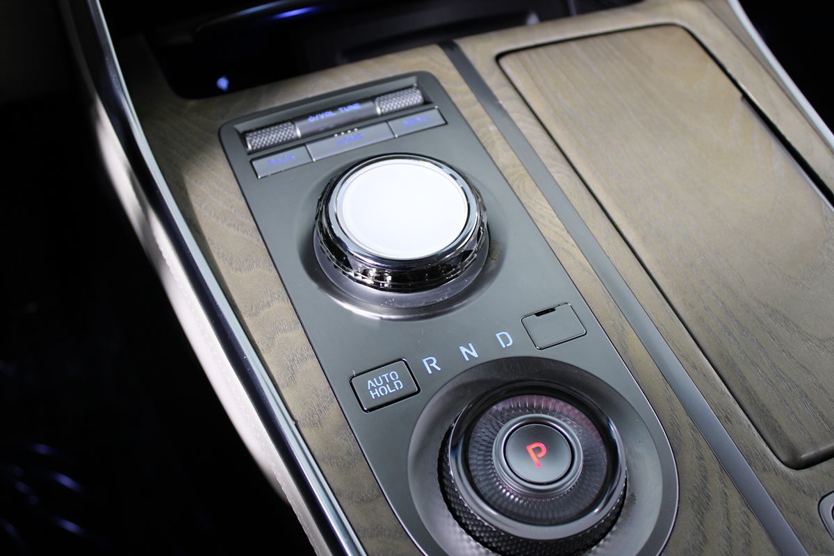 2023 Genesis GV80 Advanced photo 19