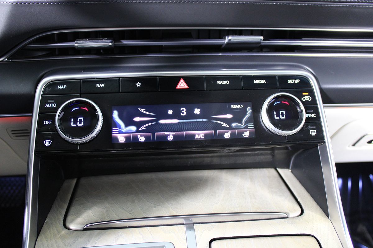 2023 Genesis GV80 Advanced photo 20