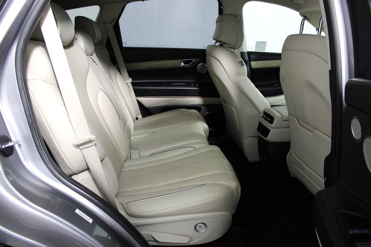 2023 Genesis GV80 Advanced photo 29