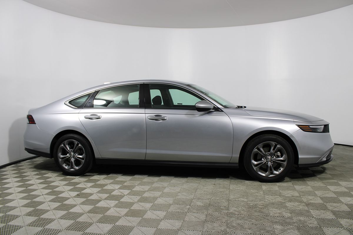 2024 Honda Accord EX photo 31