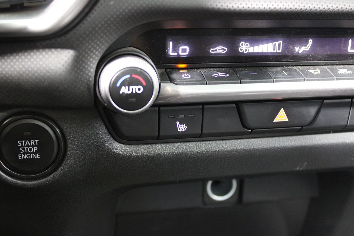 2023 Mazda CX-50 2.5 Preferred Plus photo 17