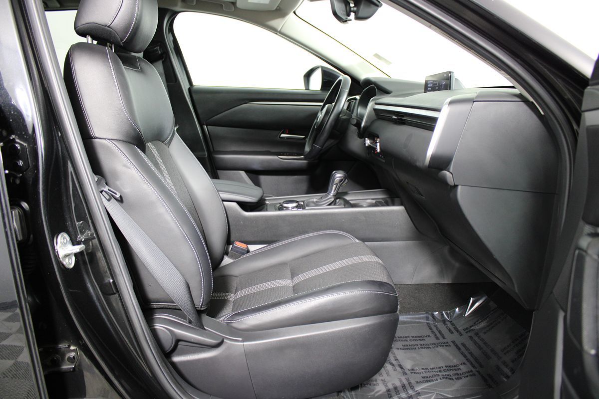 2023 Mazda CX-50 2.5 Preferred Plus photo 8