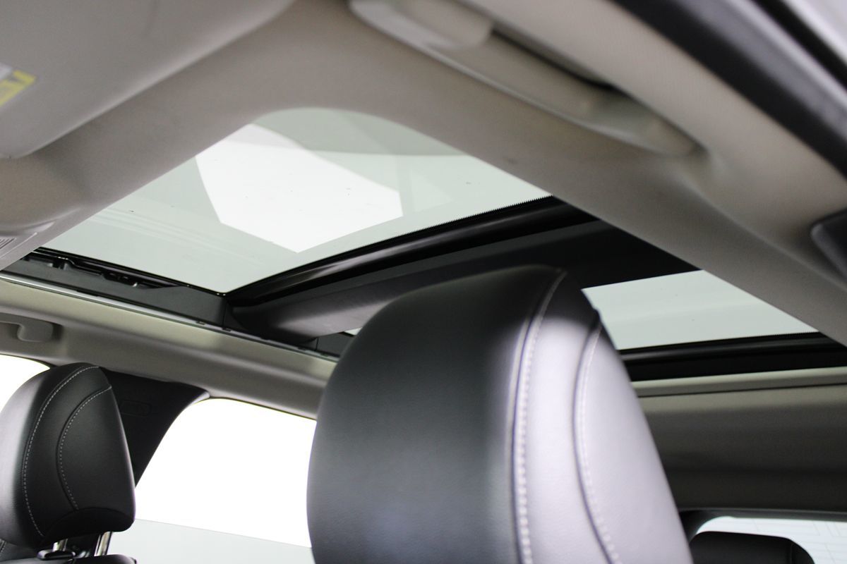 2023 Mazda CX-50 2.5 Preferred Plus photo 7