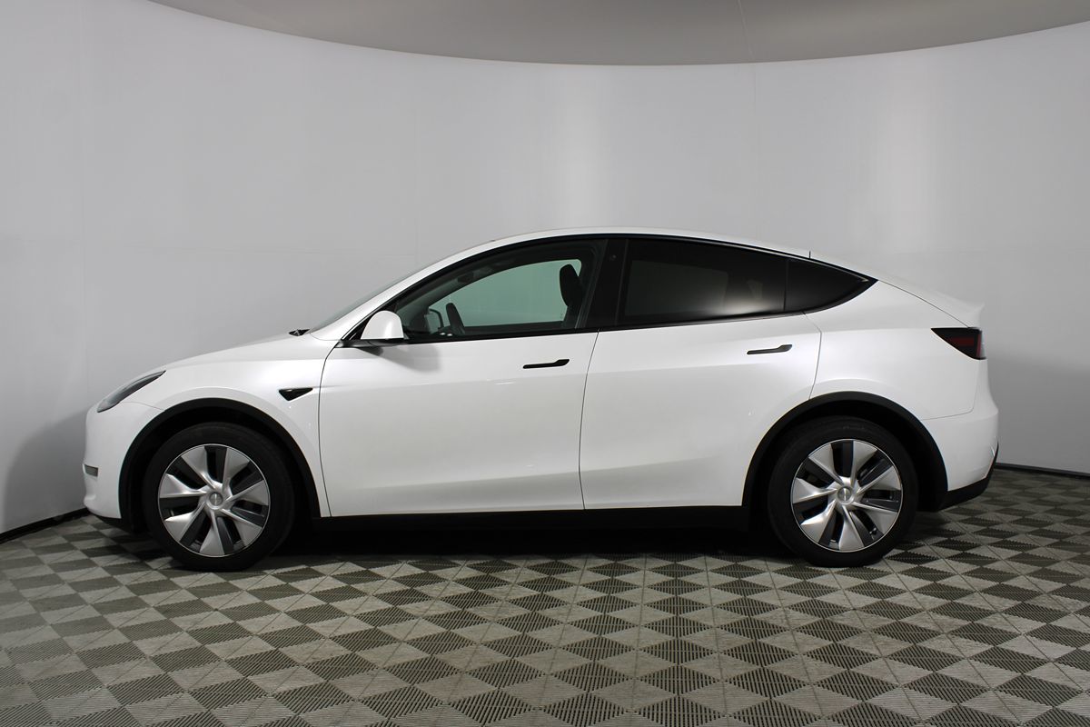 2023 Tesla Model Y Long Range photo 25