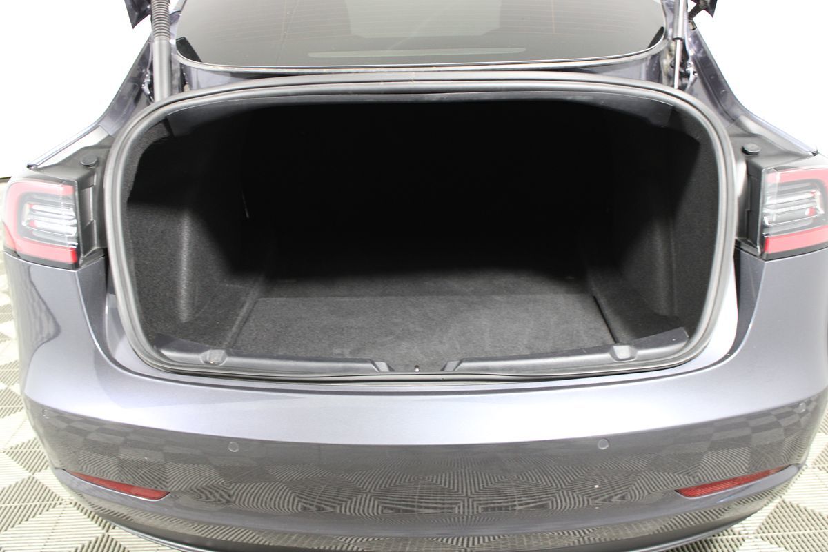 2021 Tesla Model 3 Performance photo 19