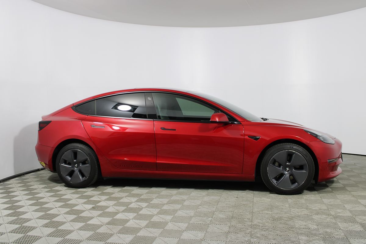 2022 Tesla Model 3 Long Range photo 23