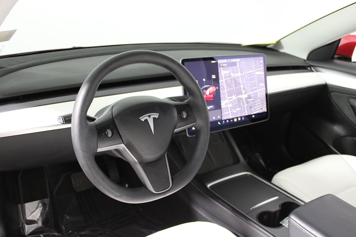 2022 Tesla Model 3 Long Range photo 5