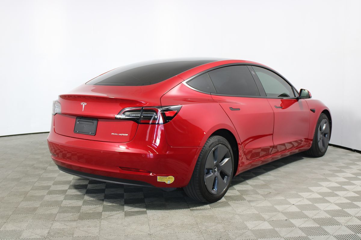 2022 Tesla Model 3 Long Range photo 19