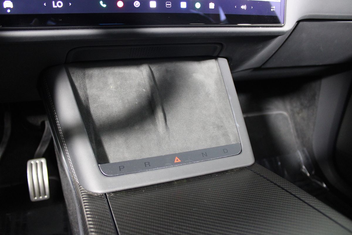2023 Tesla Model X Plaid photo 12