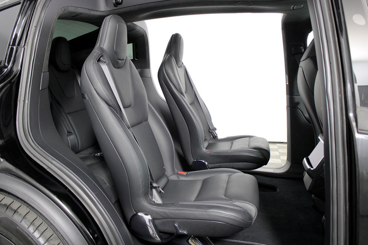 2023 Tesla Model X Plaid photo 23