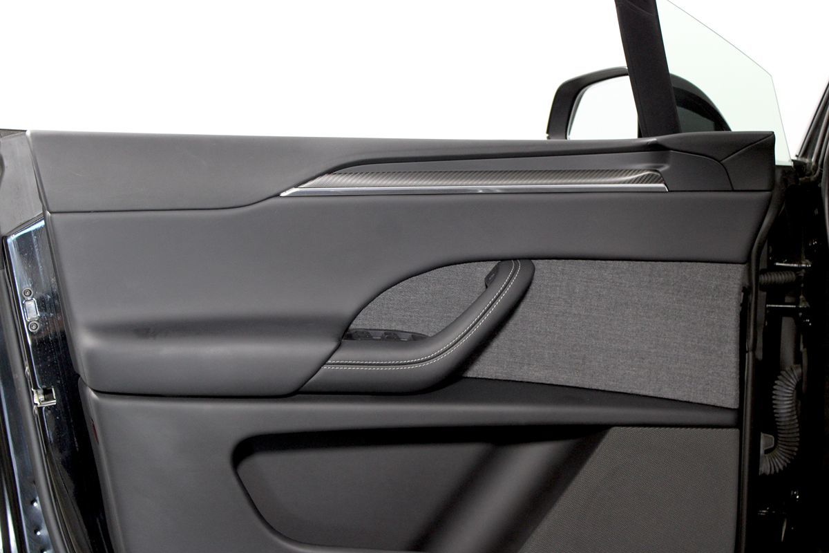 2023 Tesla Model X Plaid photo 7