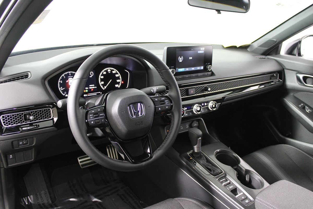 2025 Honda Civic Sport photo 5