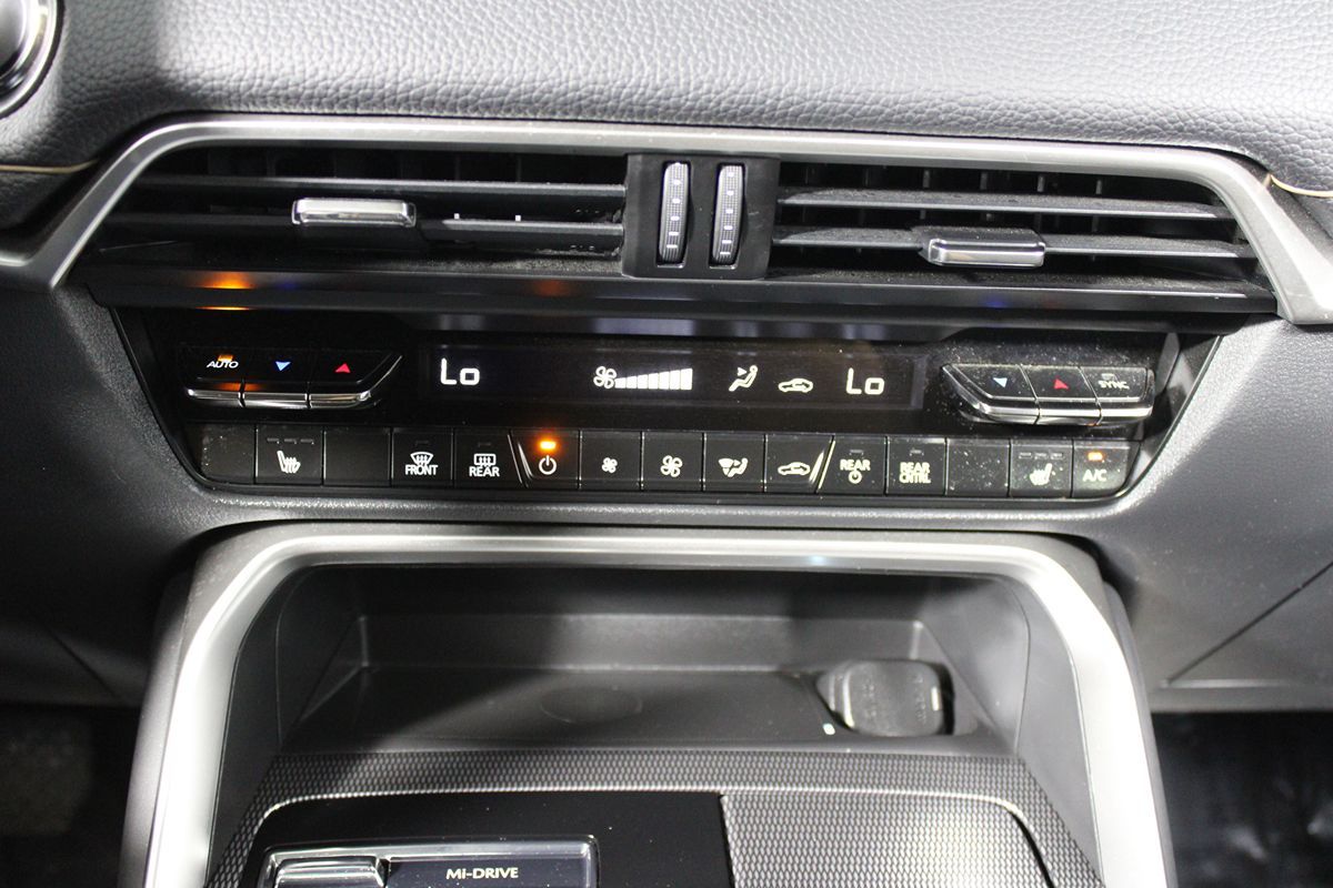 2024 Mazda CX-90 Preferred Plus photo 12