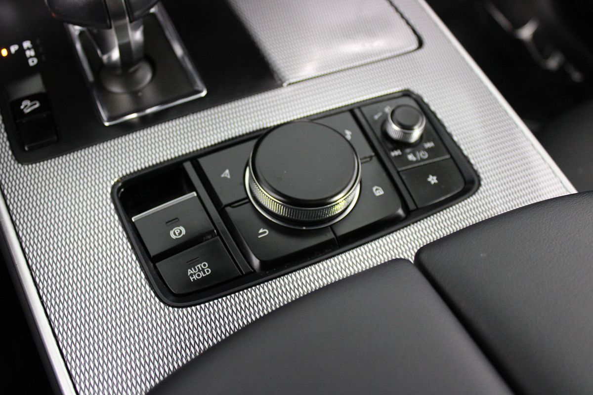 2024 Mazda CX-90 Preferred Plus photo 15