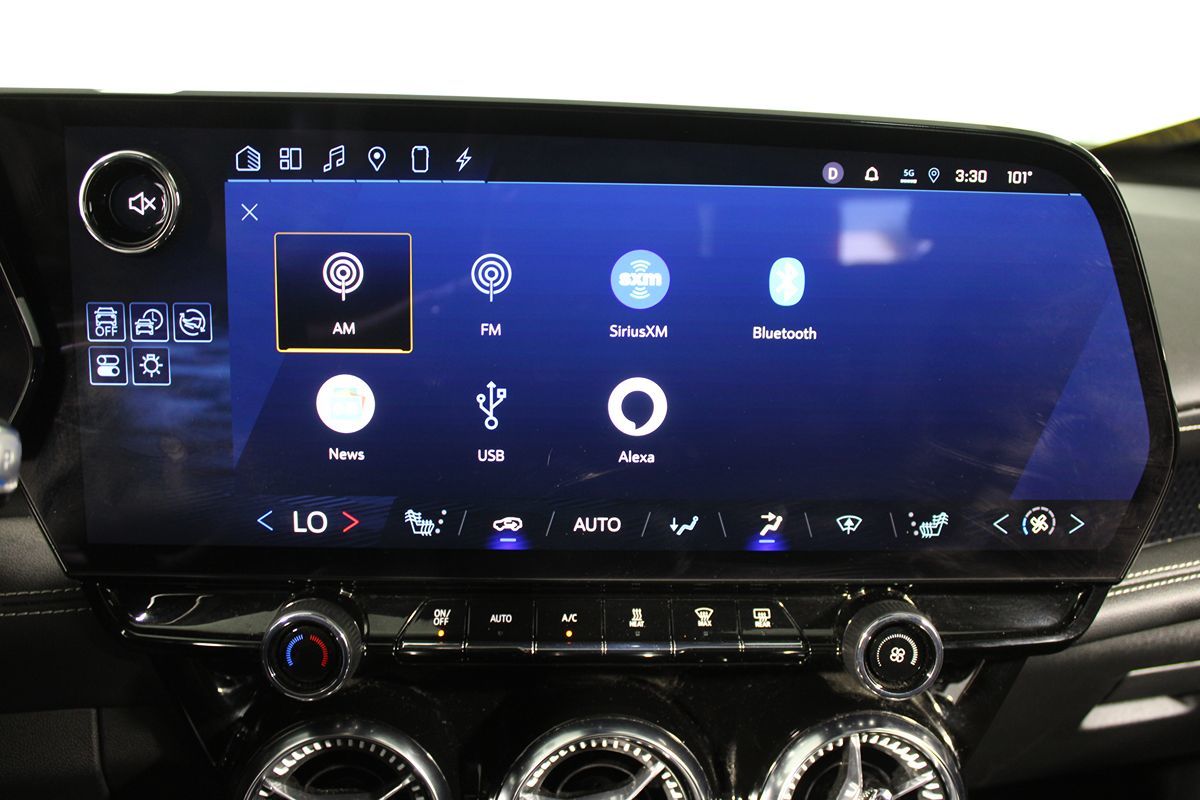 2024 Chevrolet Blazer 2LT photo 17