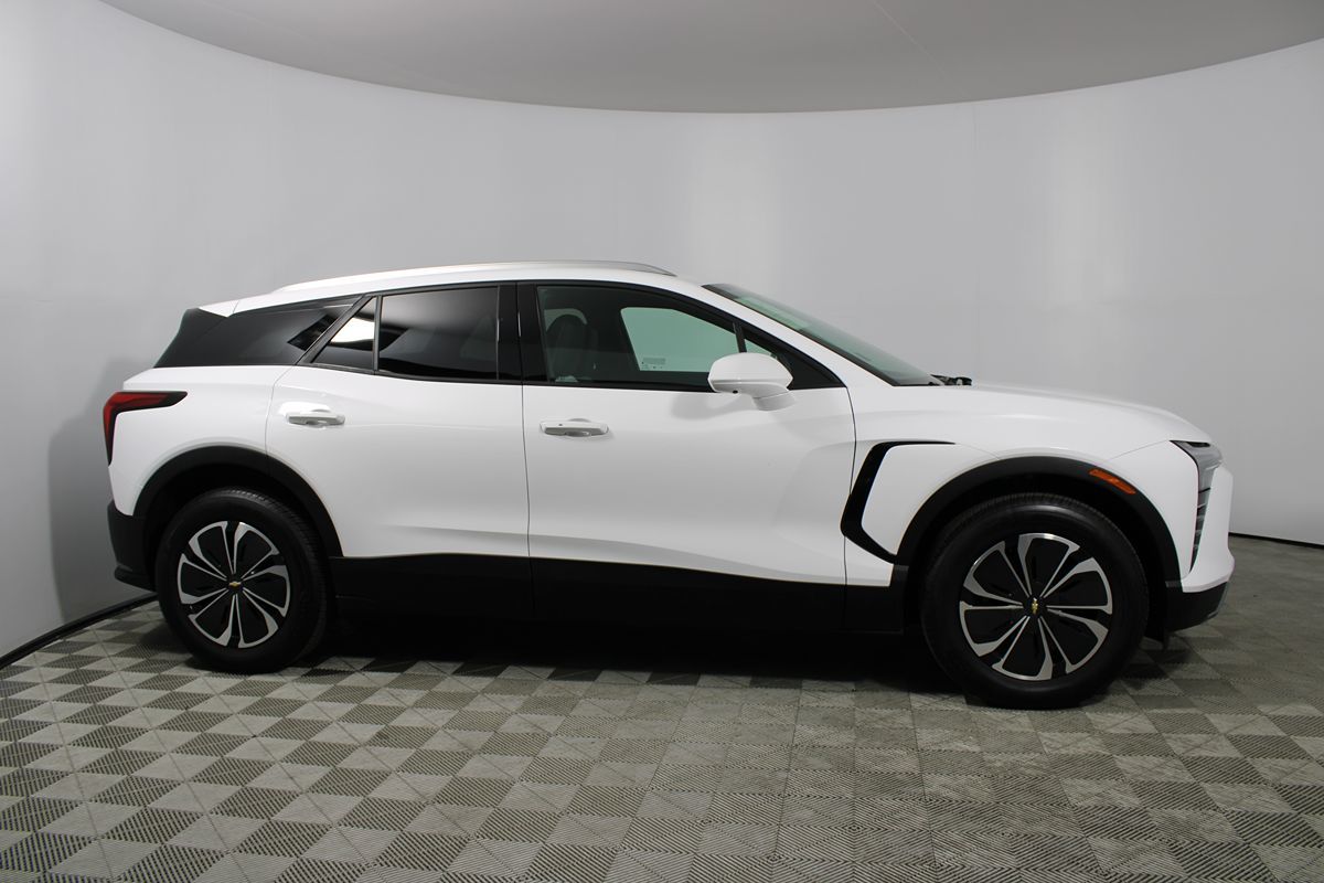 2024 Chevrolet Blazer 2LT photo 13