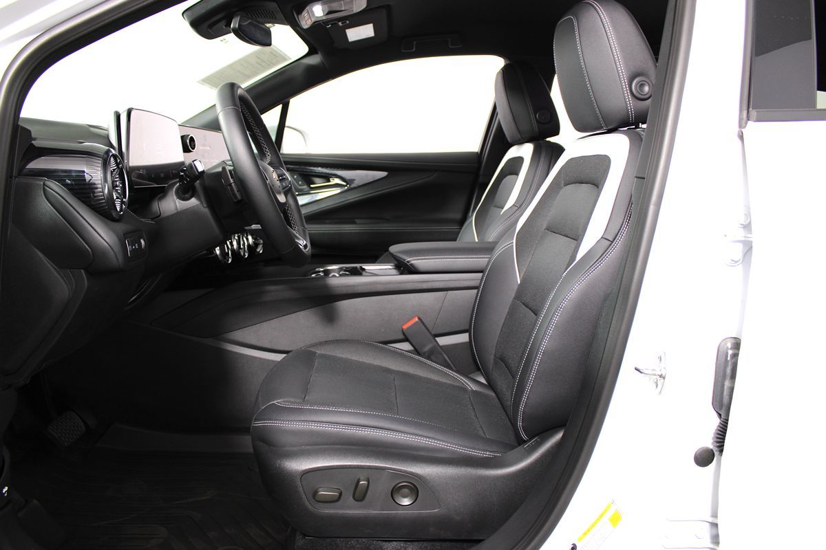 2024 Chevrolet Blazer 2LT photo 20