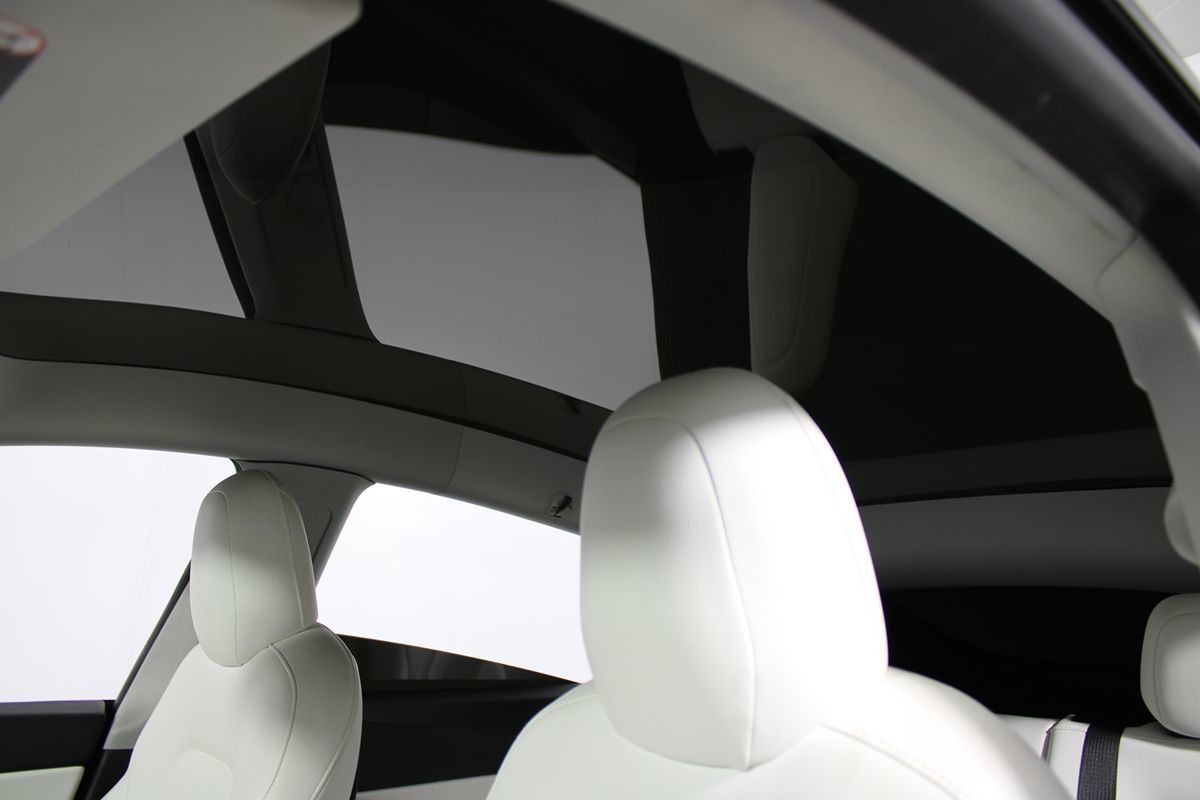 2021 Tesla Model Y Standard Range photo 6