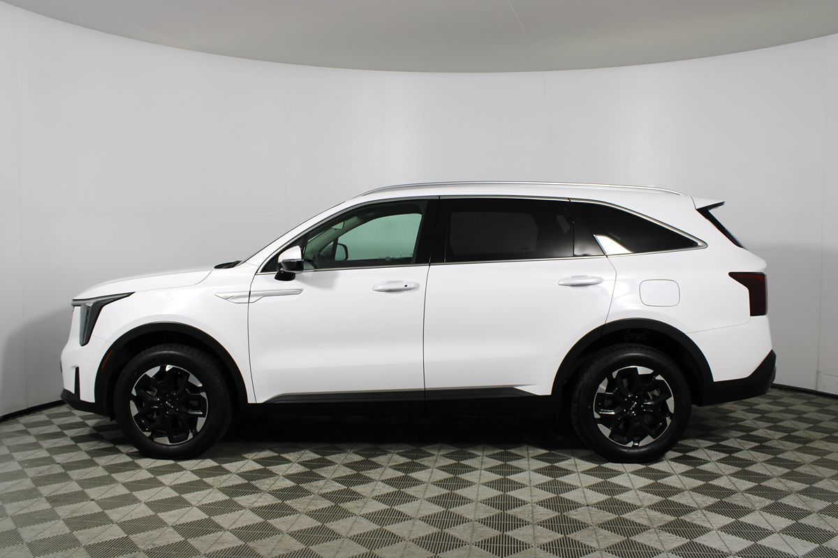 2024 Kia Sorento S photo 24