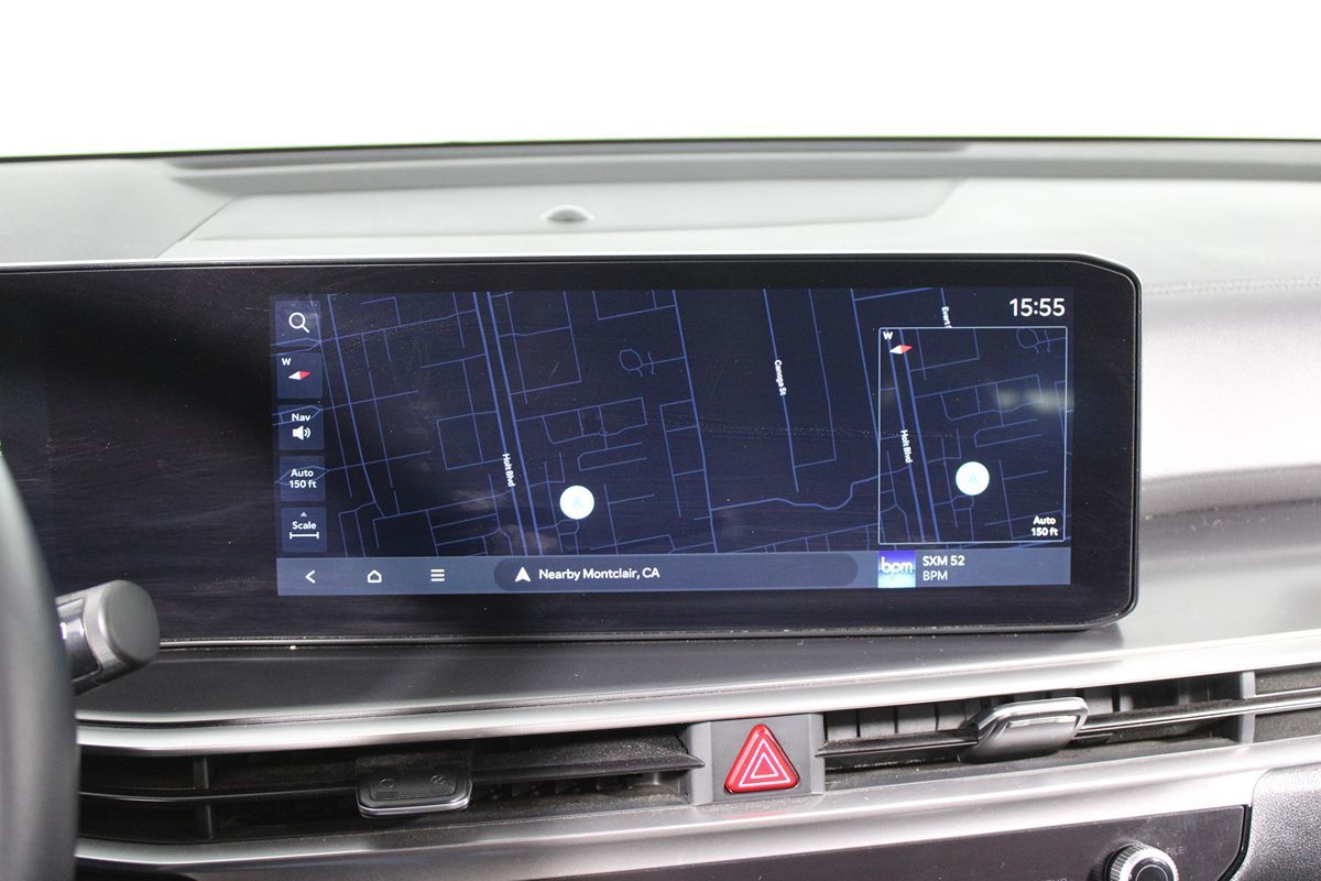 2024 Kia Sorento S photo 14
