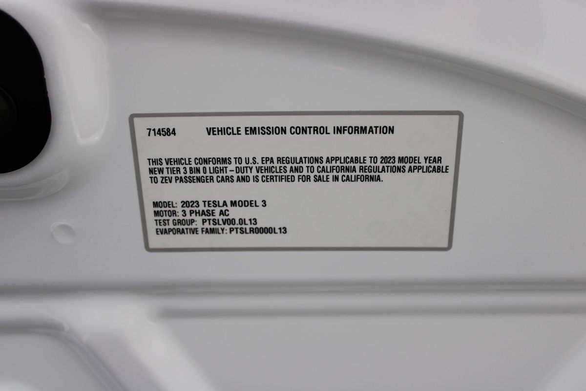 メル24400ページ Sold 2023 Tesla Model 3 in Montclair