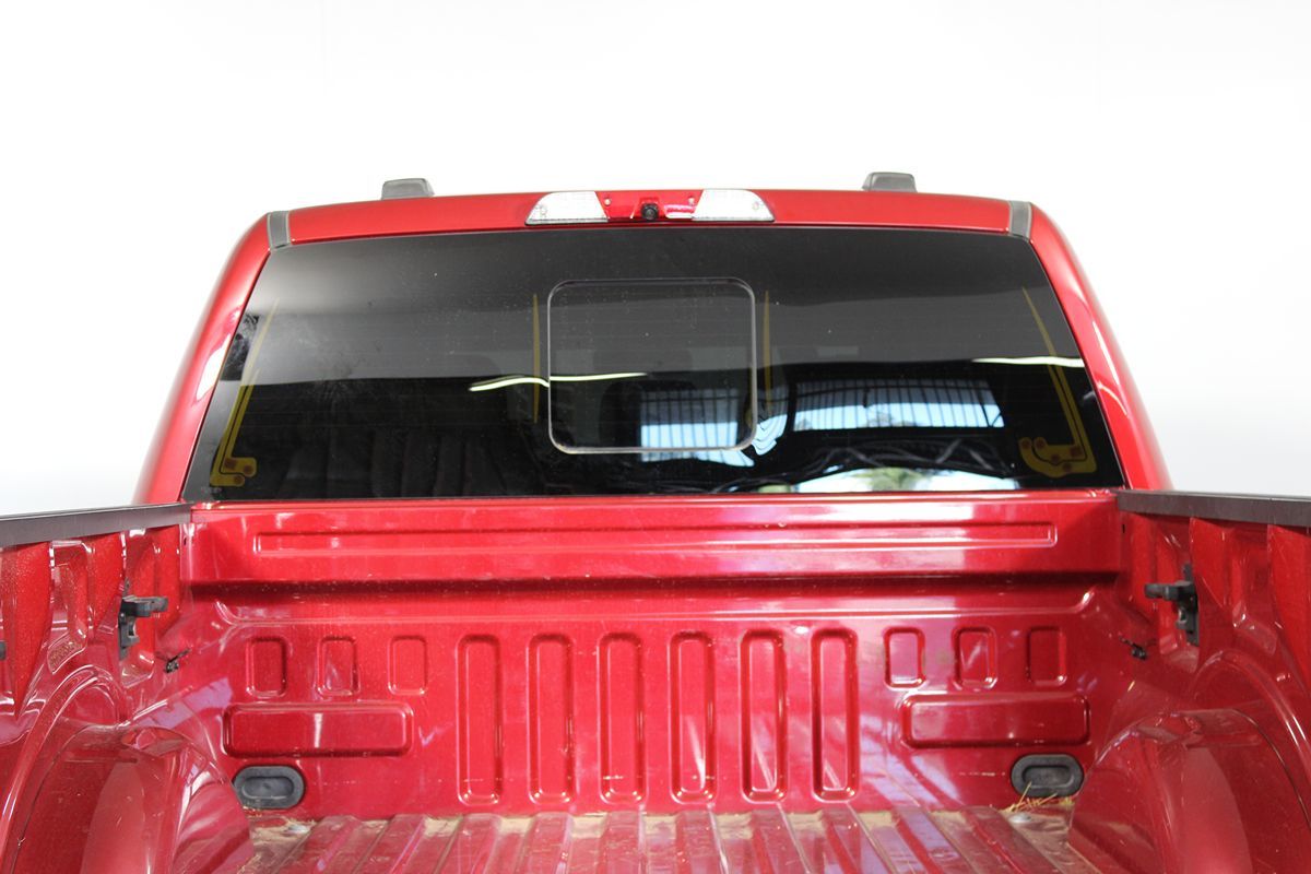 2023 Ford F-150 Lightning Lariat photo 40