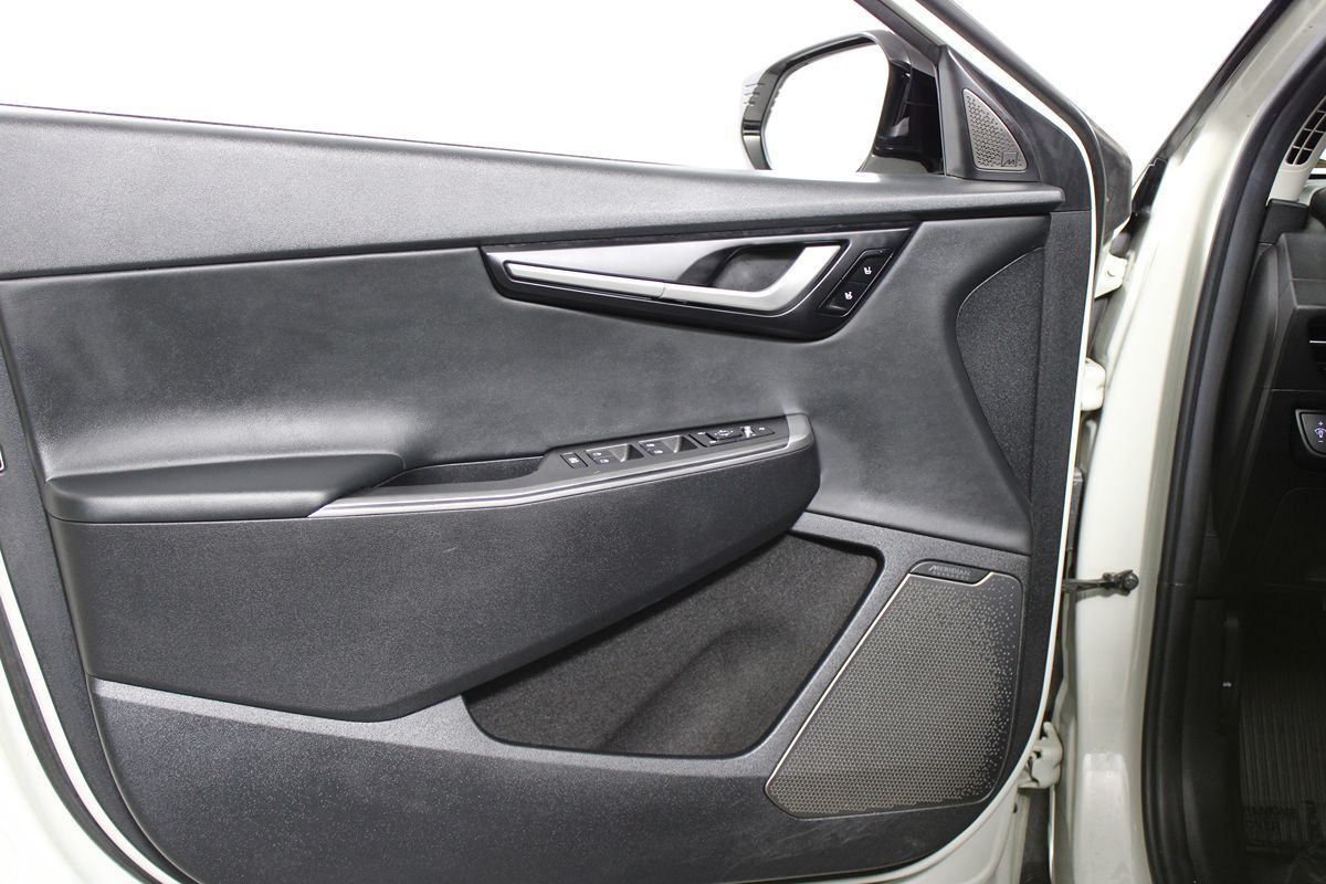 2022 Kia EV6 Wind photo 4