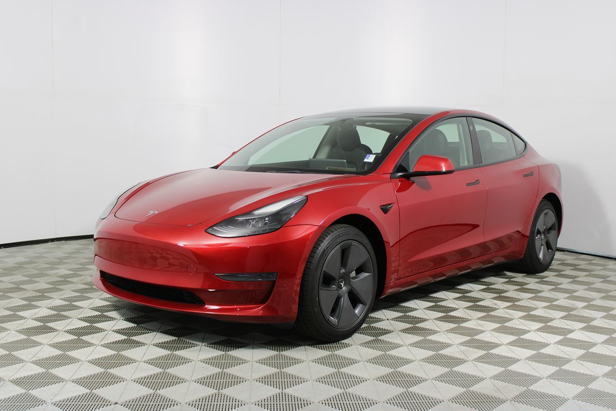 2023 Tesla Model 3 photo 3