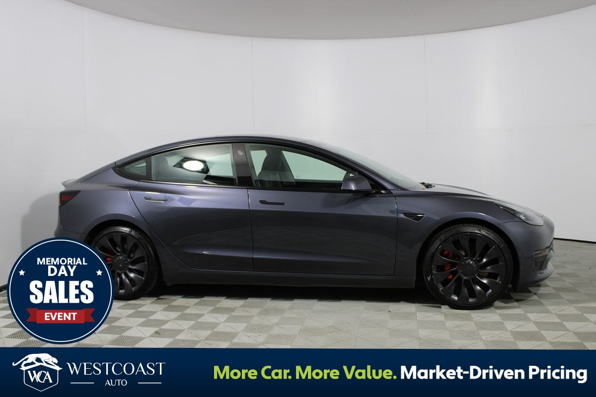 2023 Tesla Model 3 Performance's photo