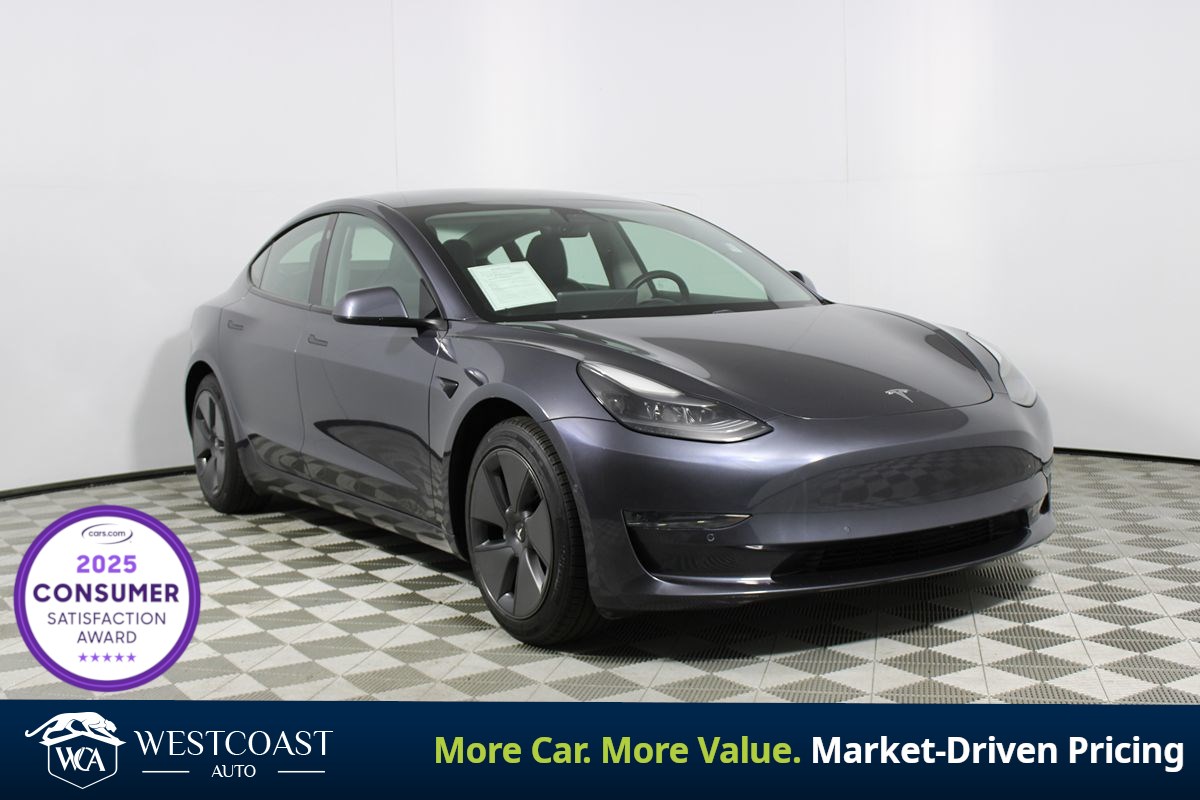 2021 Tesla Model 3 Standard Range Plus's photo