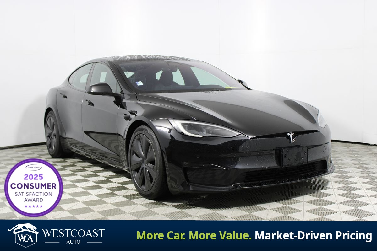 2022 Tesla Model S Plaid's photo