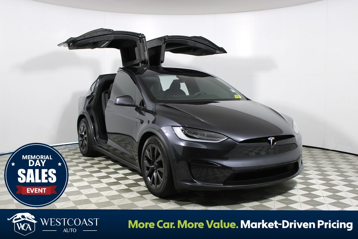 2024 Tesla Model X Long Range's photo