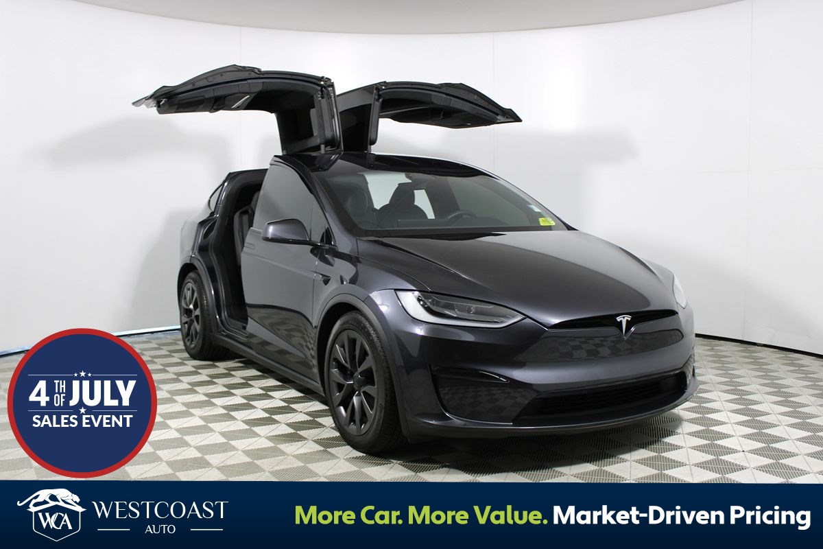 2024 Tesla Model X Long Range's photo
