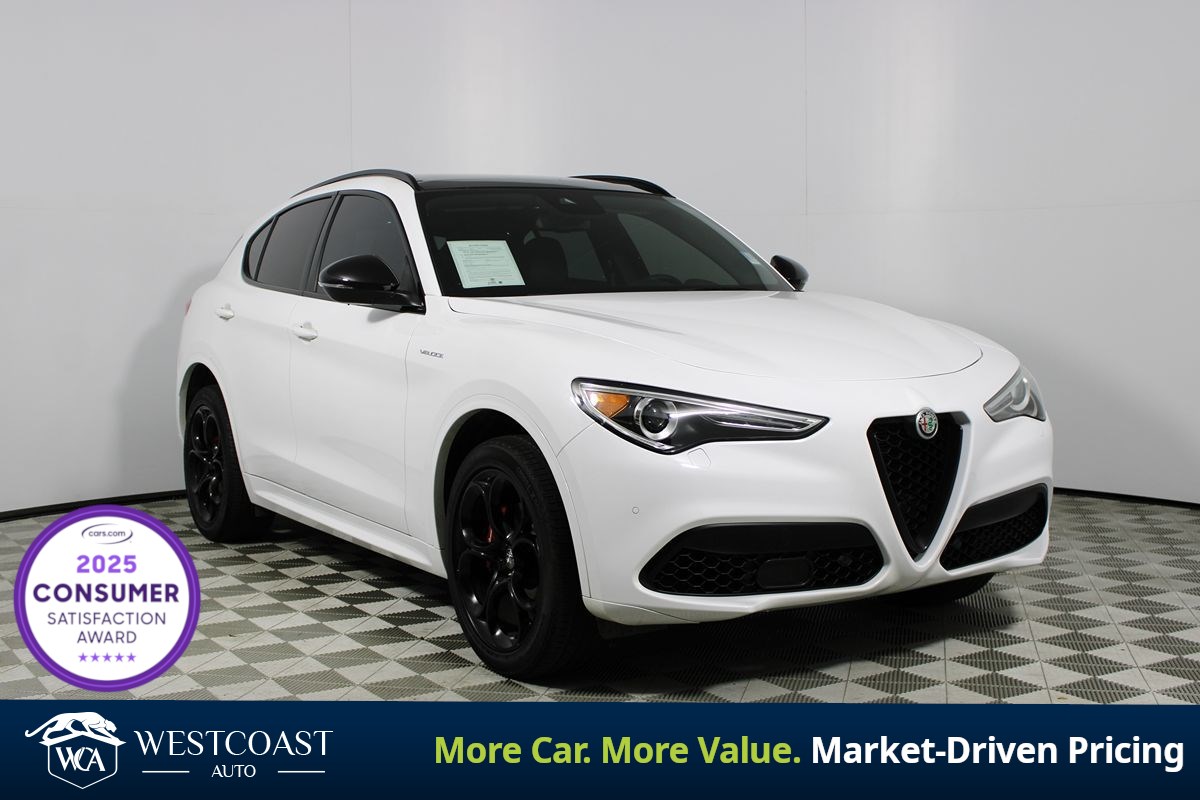 2023 Alfa Romeo Stelvio Veloce AWD